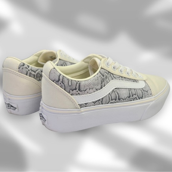 VANS WARD LO PLATFORM SNEAKER - WOMEN'S SIZE 6 - Picture 3 of 3